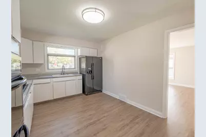 1502 N 35th Avenue, Melrose Park, IL 60160 - Photo 4