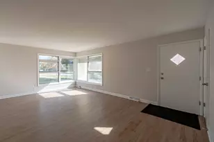 1502 N 35th Ave, Melrose Park, IL 60160 - Photo 2