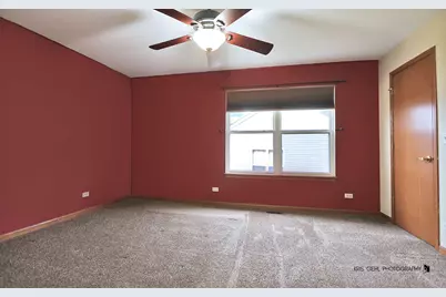 444 E Camden Lane, Round Lake Beach, IL 60073 - Photo 16