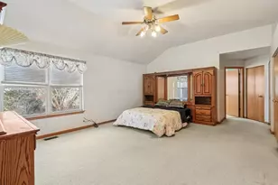 842 Deep Woods Ct, Grayslake, IL 60030 - Photo 20