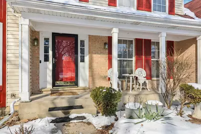 842 Deep Woods Court, Grayslake, IL 60030 - Photo 2