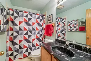 842 Deep Woods Ct, Grayslake, IL 60030 - Photo 28