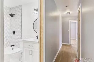 4116 192nd Ct, Country Club Hills, IL 60478 - Photo 4