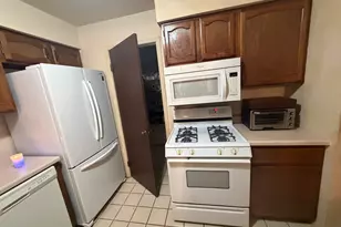 5149 Coventry Ln, Gurnee, IL 60031 - Photo 10