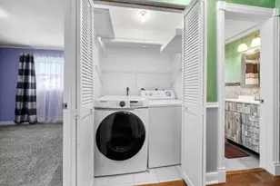 7102 W 107th St, Worth, IL 60482 - Photo 24