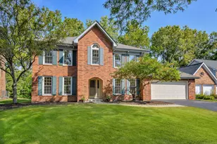 825 Biltmore Ct, Naperville, IL 60563 - Photo 1