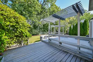 825 Biltmore Ct, Naperville, IL 60563 - Photo 28