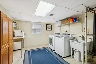 430 Valley View Dr, Downers Grove, IL 60516 - Photo 18