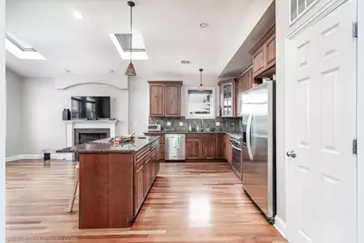 6140 W Gunnison Street #3, Chicago, IL 60630 - Photo 4