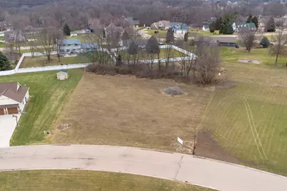 800 Ann Marie Drive, Utica, IL 61373 - Photo 1