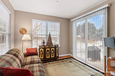 2595 Venetian Lane, Elgin, IL 60124 - Photo 10