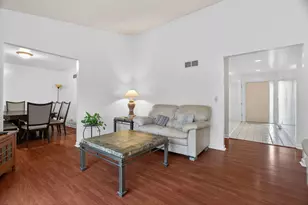 668 Cassie Dr, Joliet, IL 60435 - Photo 4