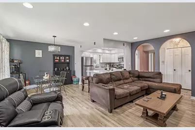 4108 W 99th Street #C, Oak Lawn, IL 60453 - Photo 2