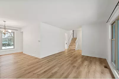 2643 N Prindle Avenue, Arlington Heights, IL 60004 - Photo 4