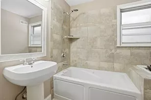 8440 W 91st St, Hickory Hills, IL 60457 - Photo 12