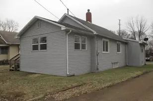 607 E Joliet St, Ottawa, IL 61350 - Photo 1