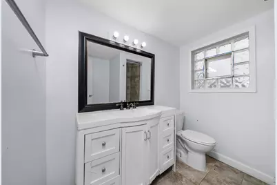 392 Greenbay Avenue, Calumet City, IL 60409 - Photo 12