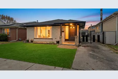 392 Greenbay Avenue, Calumet City, IL 60409 - Photo 2