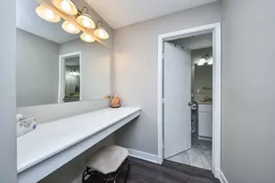 95 Midhurst Ct, Naperville, IL 60565 - Photo 10