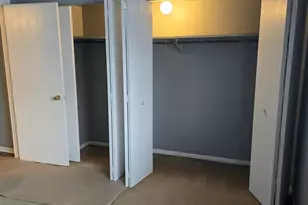 17001 Albany Ave S, Hazel Crest, IL 60429 - Photo 8