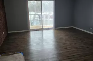 17001 Albany Ave S, Hazel Crest, IL 60429 - Photo 4