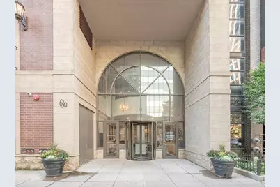 630 N State Street #2204, Chicago, IL 60654 - Photo 2