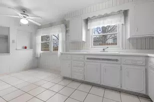 2820 Buckingham Dr, Rockford, IL 61107 - Photo 12