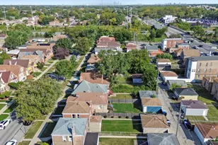 10047 S Calumet Ave, Chicago, IL 60628 - Photo 26