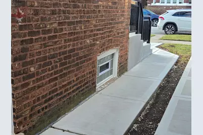 10047 S Calumet Avenue, Chicago, IL 60628 - Photo 32