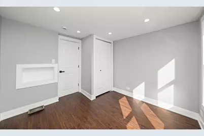 10047 S Calumet Avenue, Chicago, IL 60628 - Photo 22