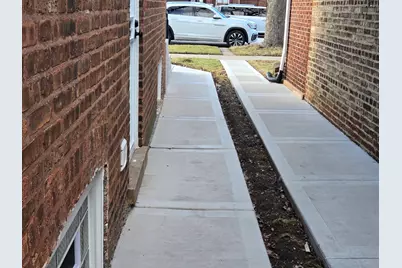 10047 S Calumet Avenue, Chicago, IL 60628 - Photo 30