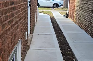 10047 S Calumet Ave, Chicago, IL 60628 - Photo 30