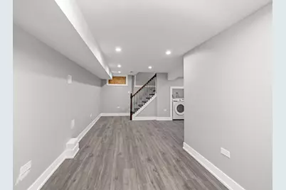 10047 S Calumet Avenue, Chicago, IL 60628 - Photo 10