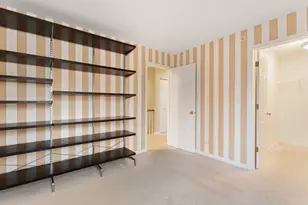 60 Tanglewood Dr, Glen Ellyn, IL 60137 - Photo 12