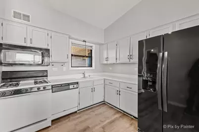 5815 Wilshire Court #D, Hanover Park, IL 60133 - Photo 4