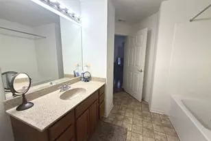 855 E 22nd St, Lombard, IL 60148 - Photo 20