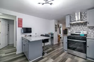 838 N Rosewood Ave, Kankakee, IL 60901 - Photo 6