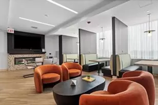 808 N Cleveland Ave, Chicago, IL 60610 - Photo 26