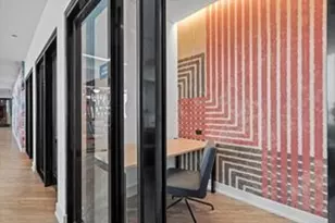 808 N Cleveland Ave, Chicago, IL 60610 - Photo 24