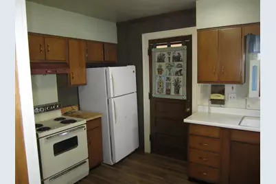 1107 S Main Street, Belvidere, IL 61008 - Photo 8