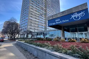 4800 S Chicago Beach Dr, Chicago, IL 60615 - Photo 2