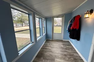 106 Seneca St, Essex, IL 60935 - Photo 4