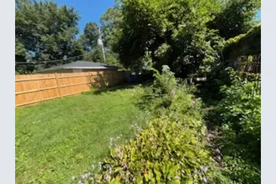 7429 S Vernon Avenue, Chicago, IL 60619 - Photo 12