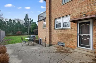 2921 W Gregory St, Chicago, IL 60625 - Photo 28