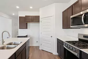 2295 Tupelo Wy, Wonder Lake, IL 60097 - Photo 4