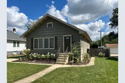 329 S Monterey Avenue, Villa Park, IL 60181 - Photo 2