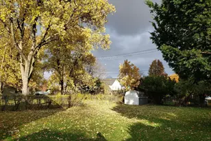 329 S Monterey Ave, Villa Park, IL 60181 - Photo 8