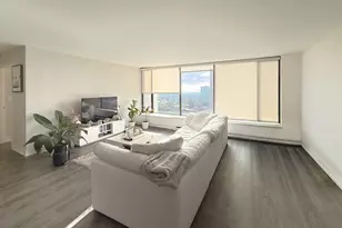 5455 N Sheridan Rd, Chicago, IL 60640 - Photo 2