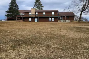 180 Farragut Ln, Lake Carroll, IL 61046 - Photo 2