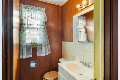 2428 S 12th Avenue, Broadview, IL 60155 - Photo 12